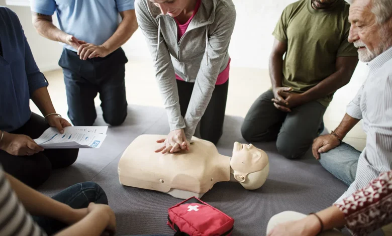 Simple CPR and First Aid Tips Everyone Should Know CPR