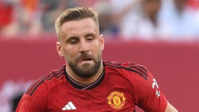 Luke Shaw parcours carrière blessures style de jeu et héritage au football moderne Luke Shaw